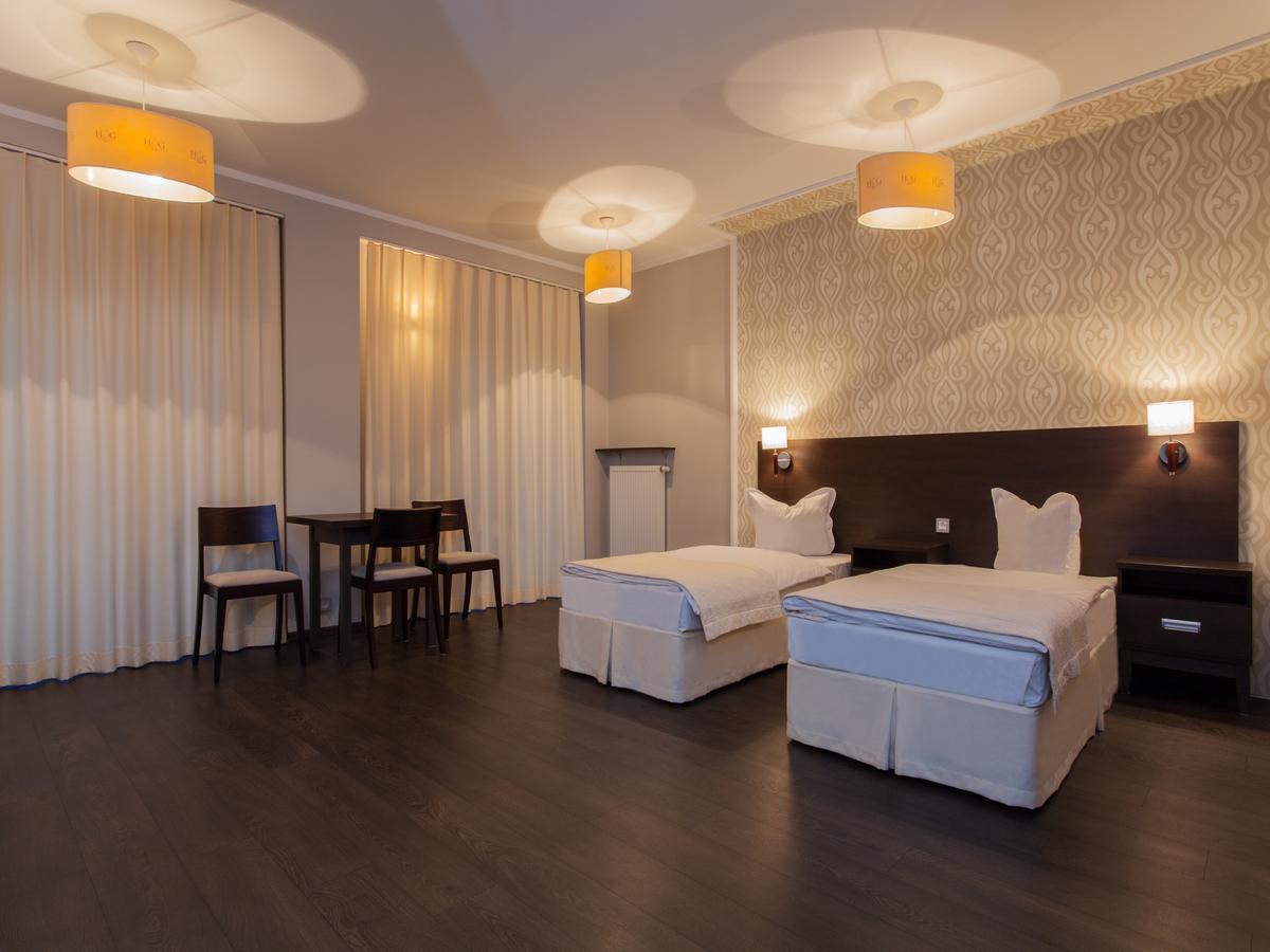 Hotel Grzegorzewski Tuszyn Zimmer foto